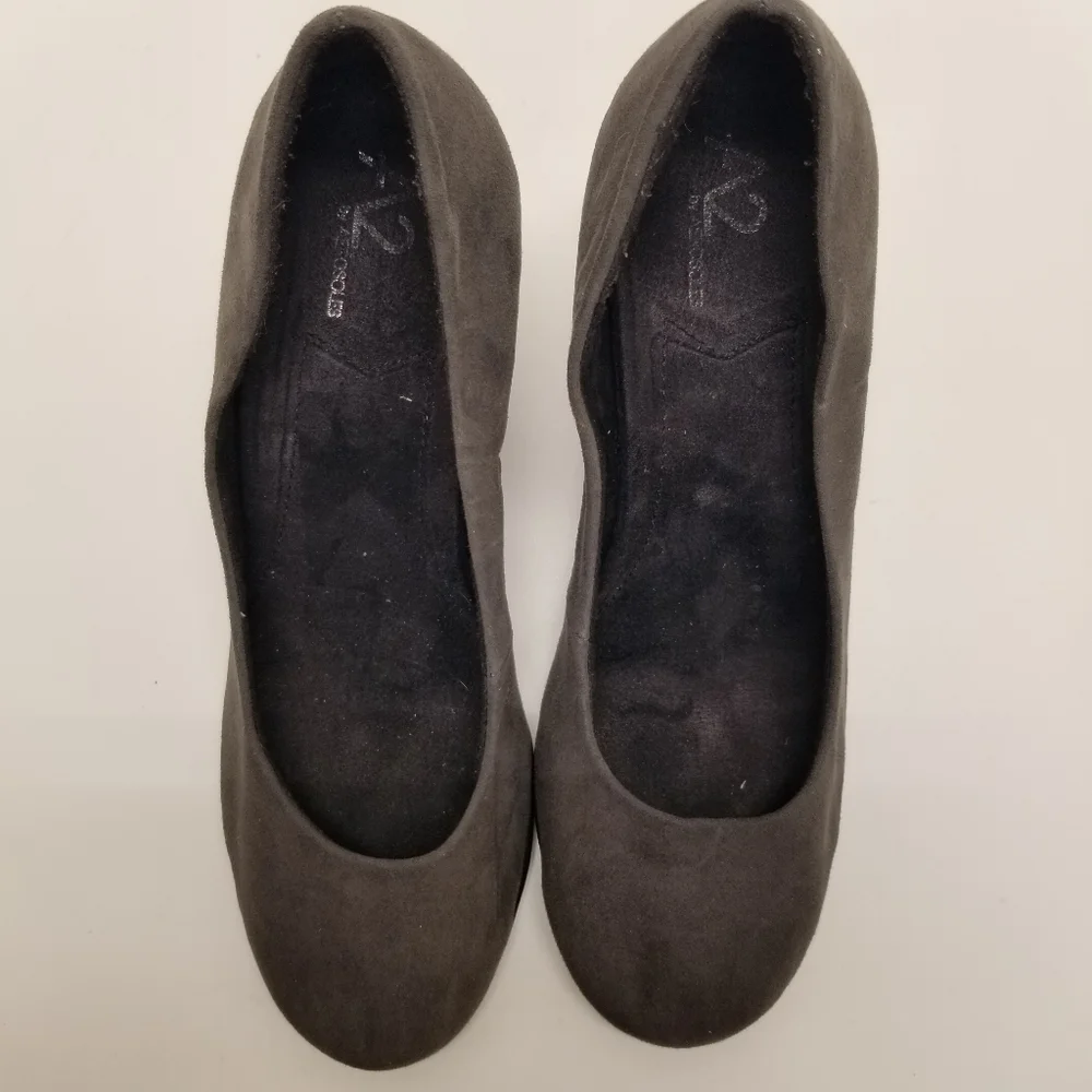 A2 Aerosoles Plumberry Womans Sz 8 Gray Fabric Wedge Loafer Slip On Animal Print